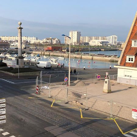 Chambres Privees Calais Ferry-Port-Place D'Armes Dış mekan fotoğraf
