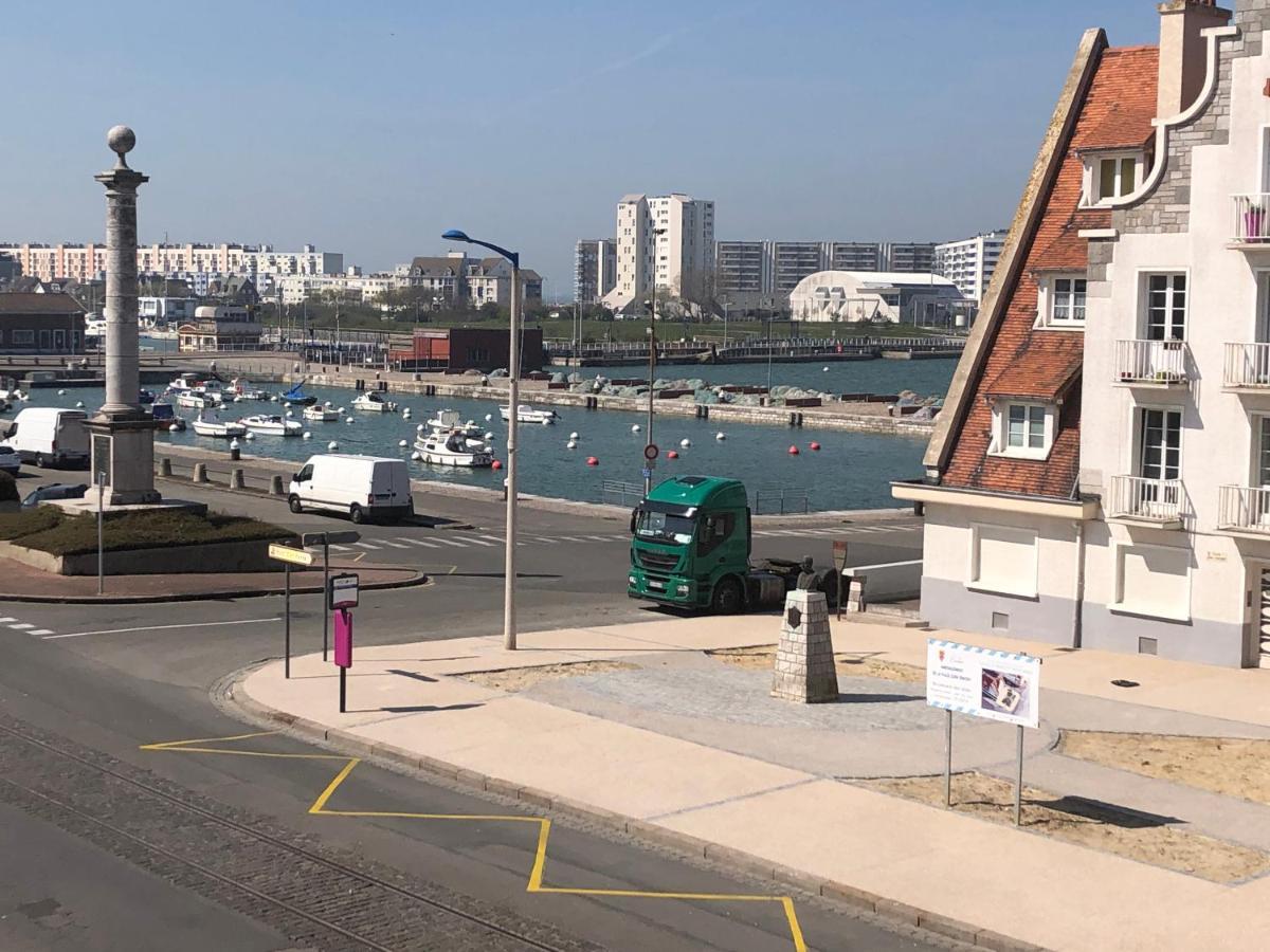 Chambres Privees Calais Ferry-Port-Place D'Armes Dış mekan fotoğraf